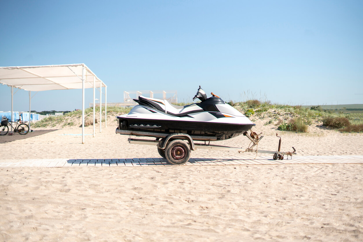 Tips on securing your jet ski to your trailer
