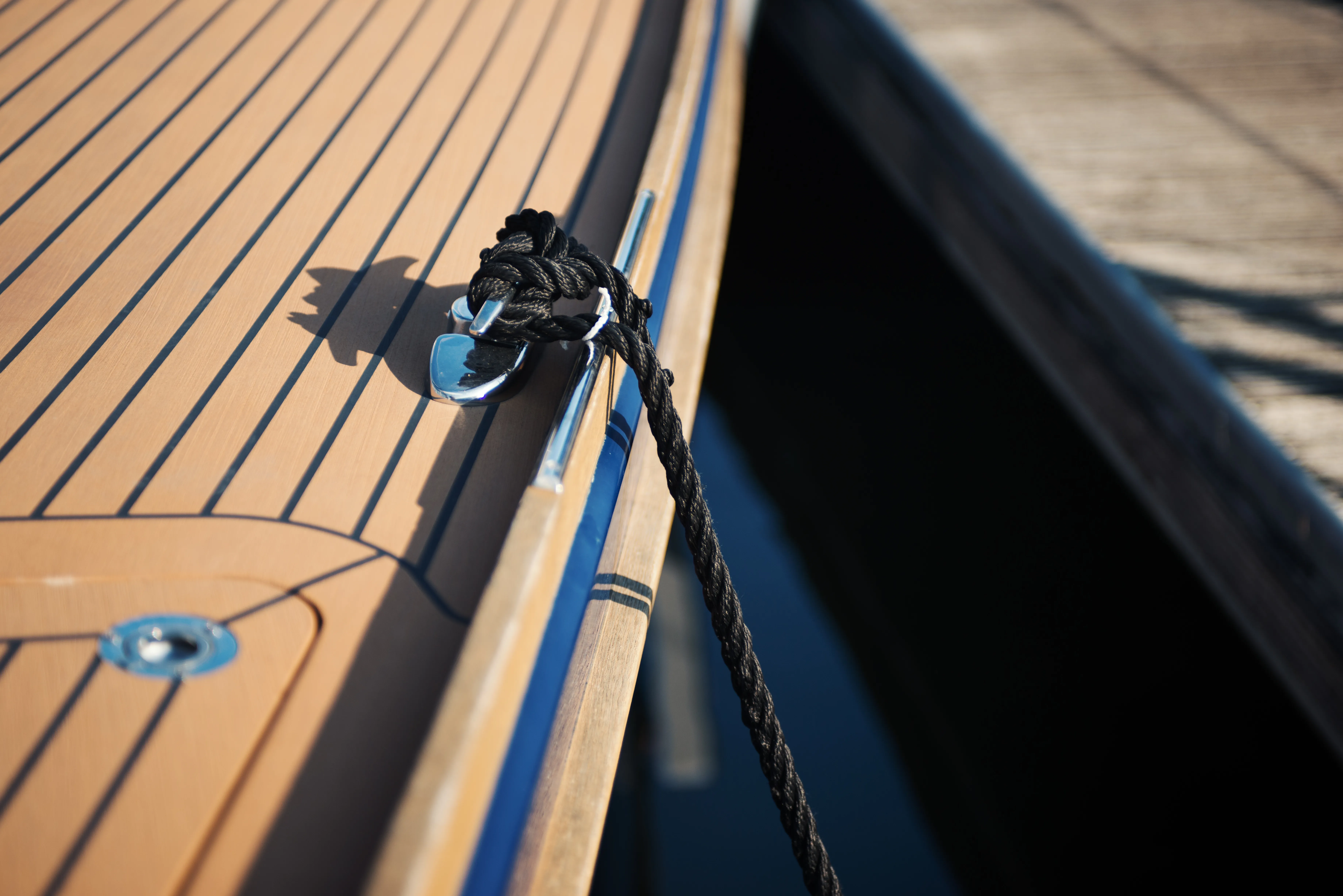 What is a boat gunwale? Care and maintenance tips